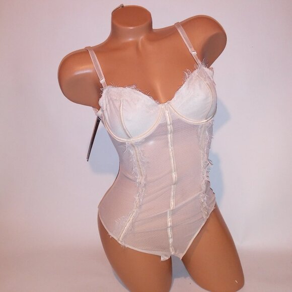 Extreme Look Lingerie One Piece Teddy Bodysuit Beige Lace Sheer Snap Up Bottom U - Picture 2 of 13